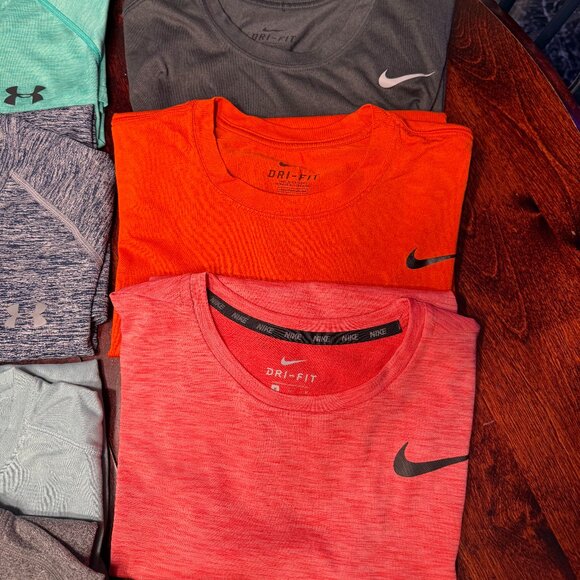 TEE-SHIRT BUNDLE - Picture 4 of 8